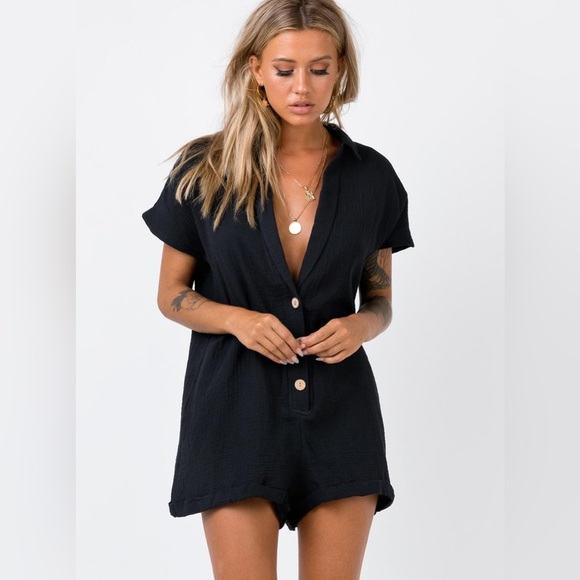 Princess polly gauzy crepe oversized playsuit romper nwot